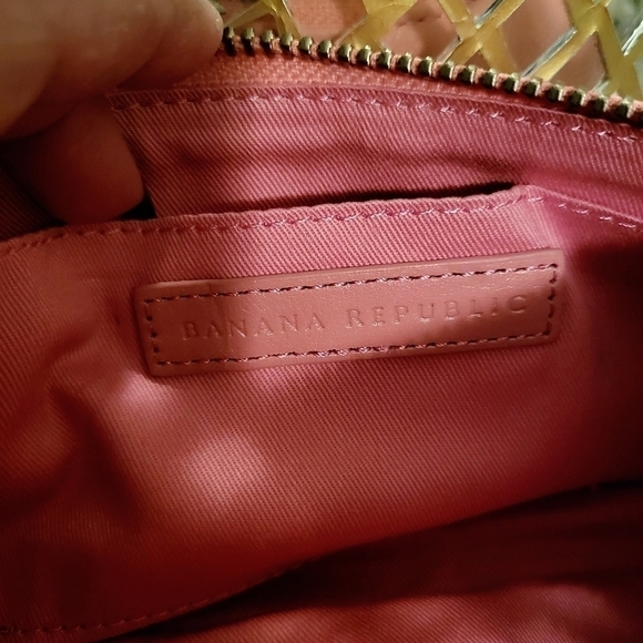 Banana Republic | Leather Clutch - Picture 5 of 7